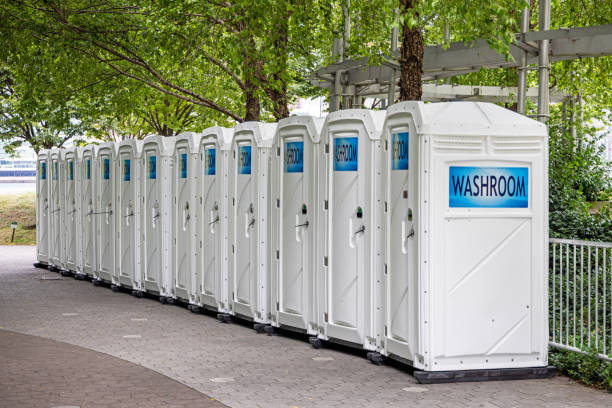 Best Porta potty delivery and setup  in Buxton, NC